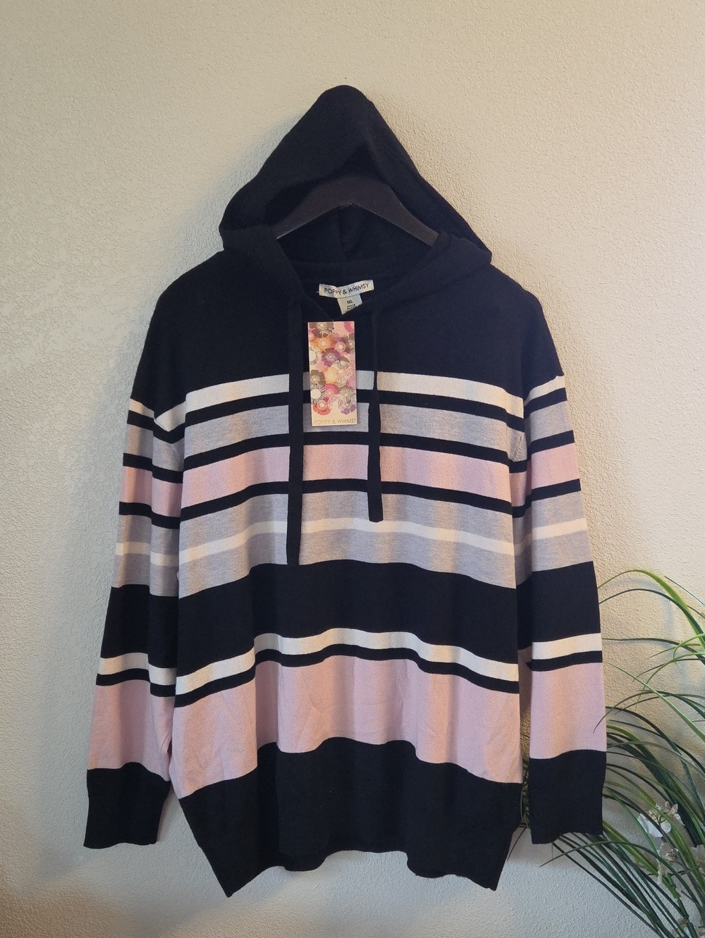 Women's Striped Crewneck Hoodie Sweater - Black & Pink Size 1XL